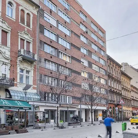 Amazing Flat Opera Апартаменты