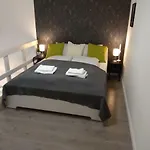 Amazing Flat Opera Apartmán *