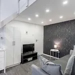 Amazing Flat Opera Budapešť