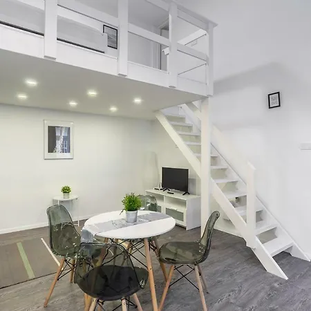 Amazing Flat Opera Apartman